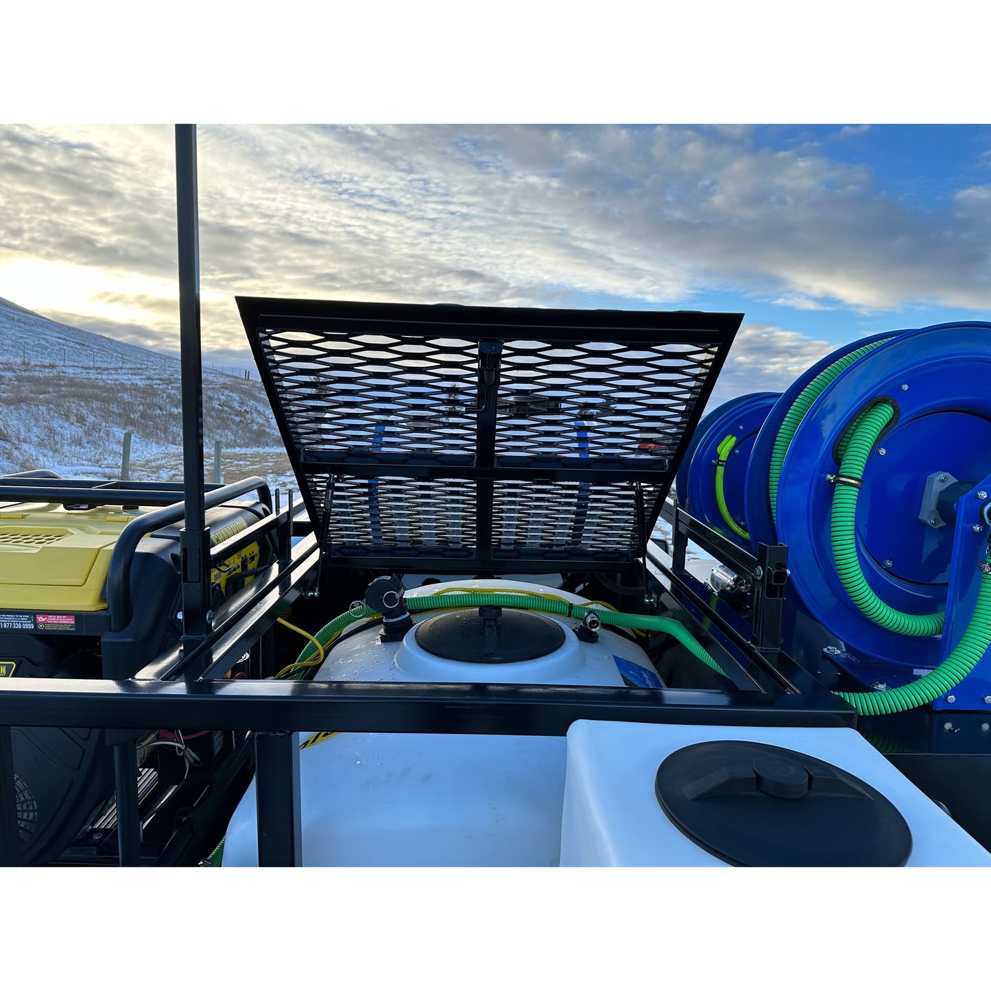Roadrunner Truck Bed Drone Tendering Unit Chemical tank